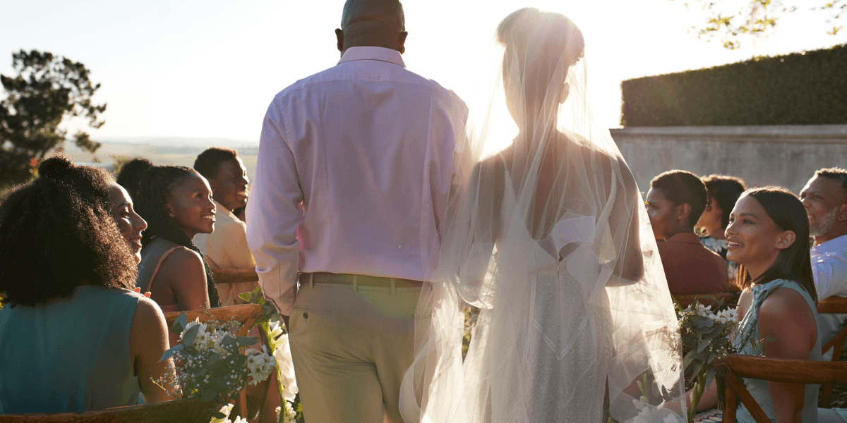 Bride Sets Off Mom's 'Sexist' Husband By Refusing To Let Him 'Give Her Away' At Her Wedding | Percolately