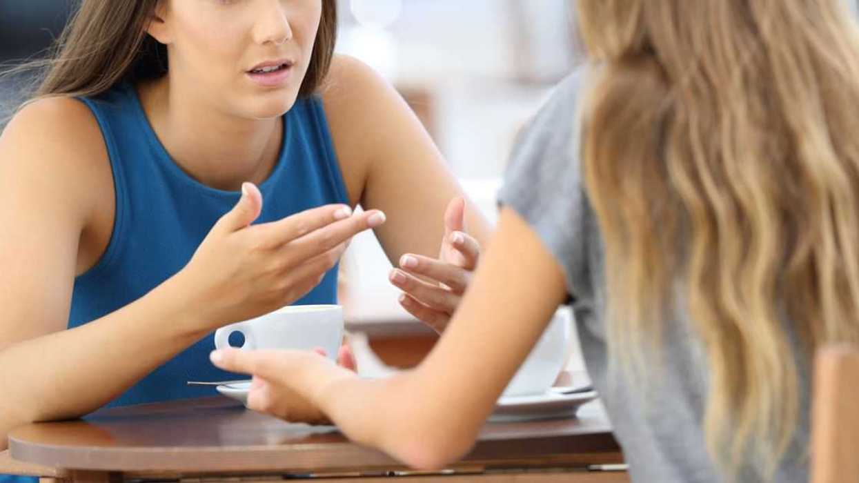 Woman Claps Back After 'Very Privileged' Friend Calls Other Friend 'Too Dumb' For Med School