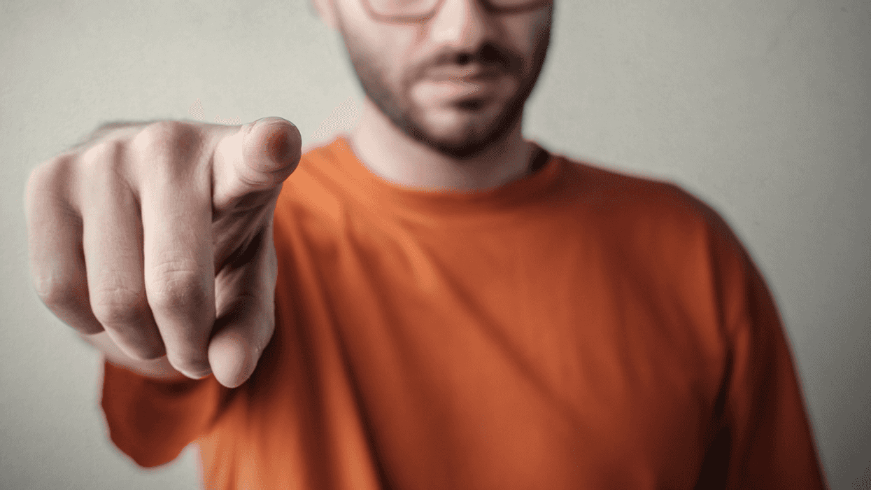 Woman Loses It After Homophobic Boyfriend Harasses Her Gay Brother The First Time They Meet