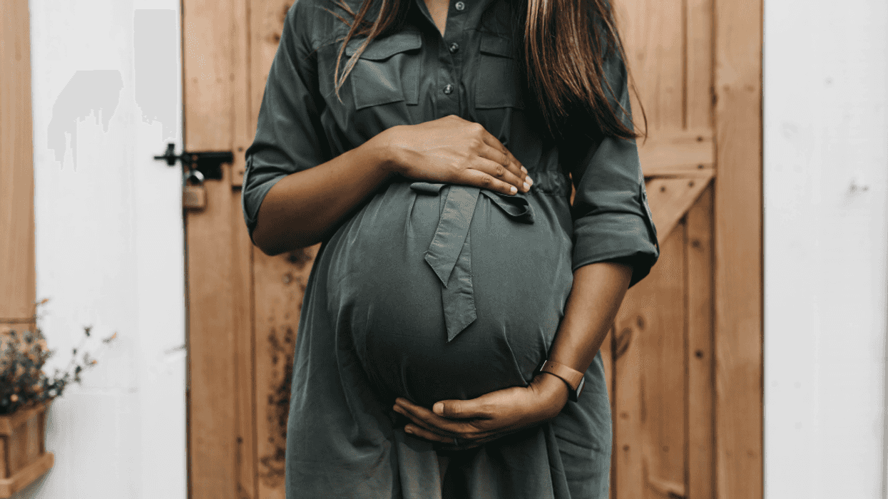 Redditor Livid To Learn Names Pregnant Wife Picked Out For Twins Are From Card Game She Played As A Teen