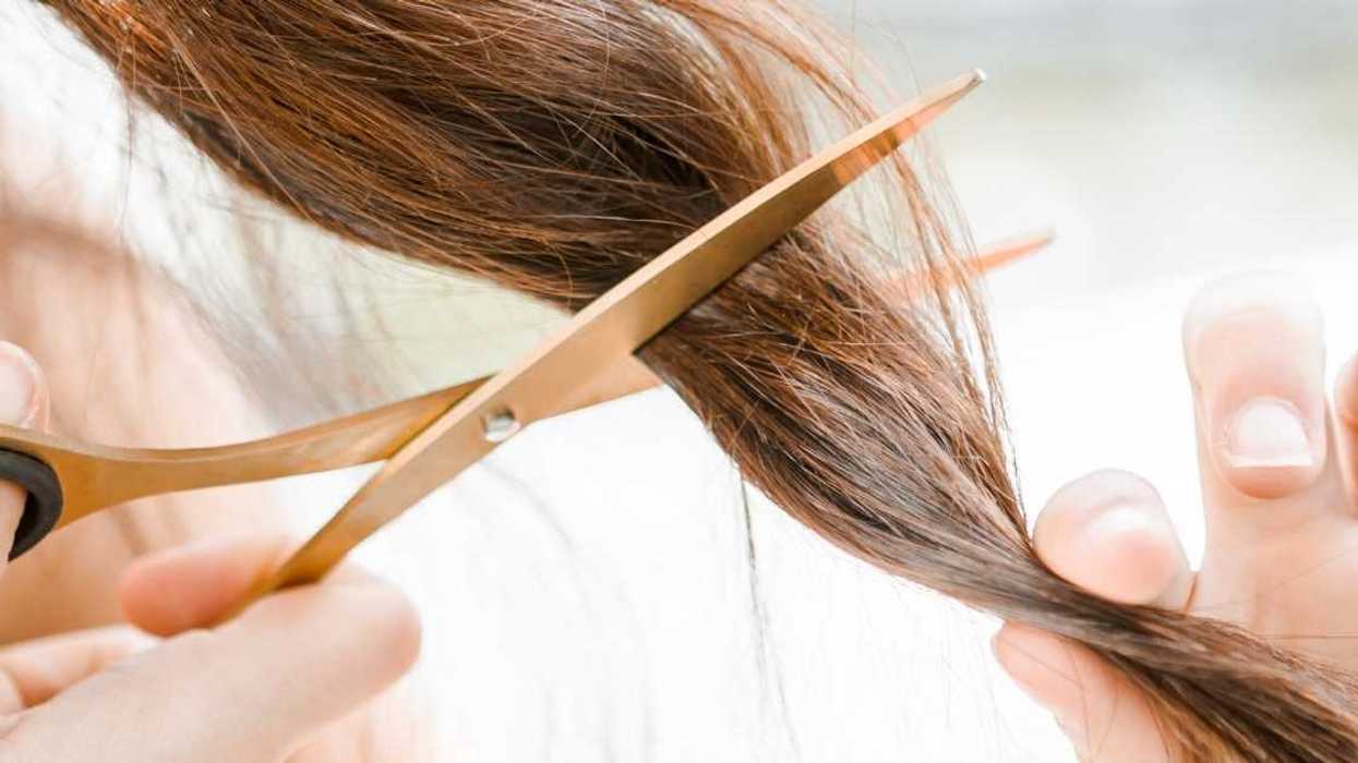 Teen Model Fired After Violating Her Contract By Cutting Her Hair While Grieving Her Friend's Death