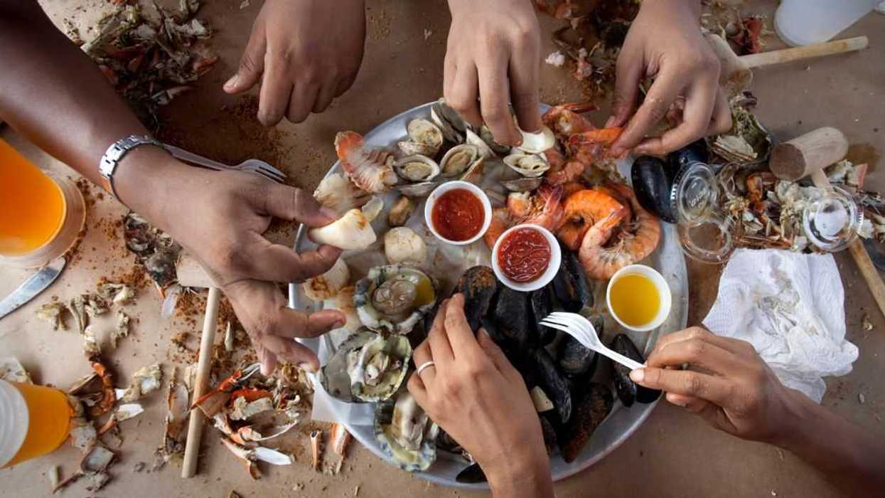 Woman Makes Up Seafood Allergy To Get Sister-In-Law To Change Restaurants For Birthday Dinner