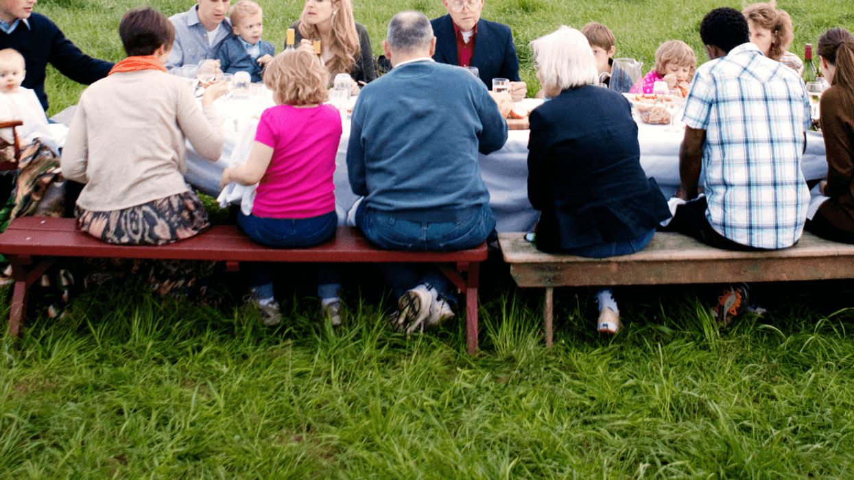 Guy Unloads On Fiancée's Sister After She Makes Rude Comments About How Many Siblings He Has