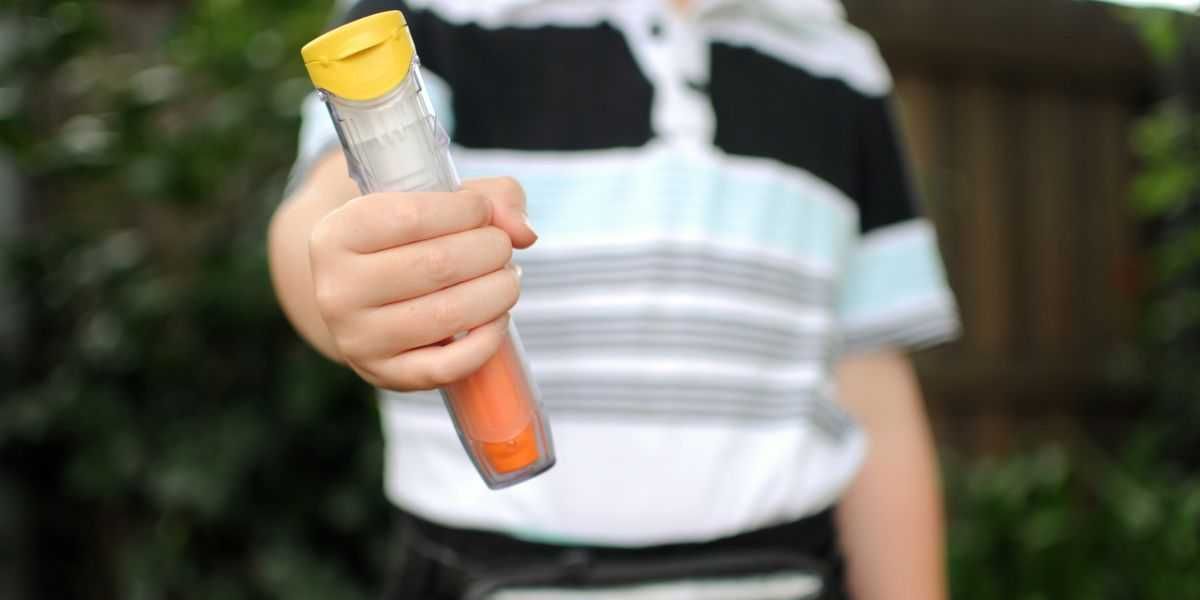 Mom Of Two Tells Ex To 'Step Up' As Parent And Provide His Own Diapers And EpiPen During Visitations With Kids | Percolately