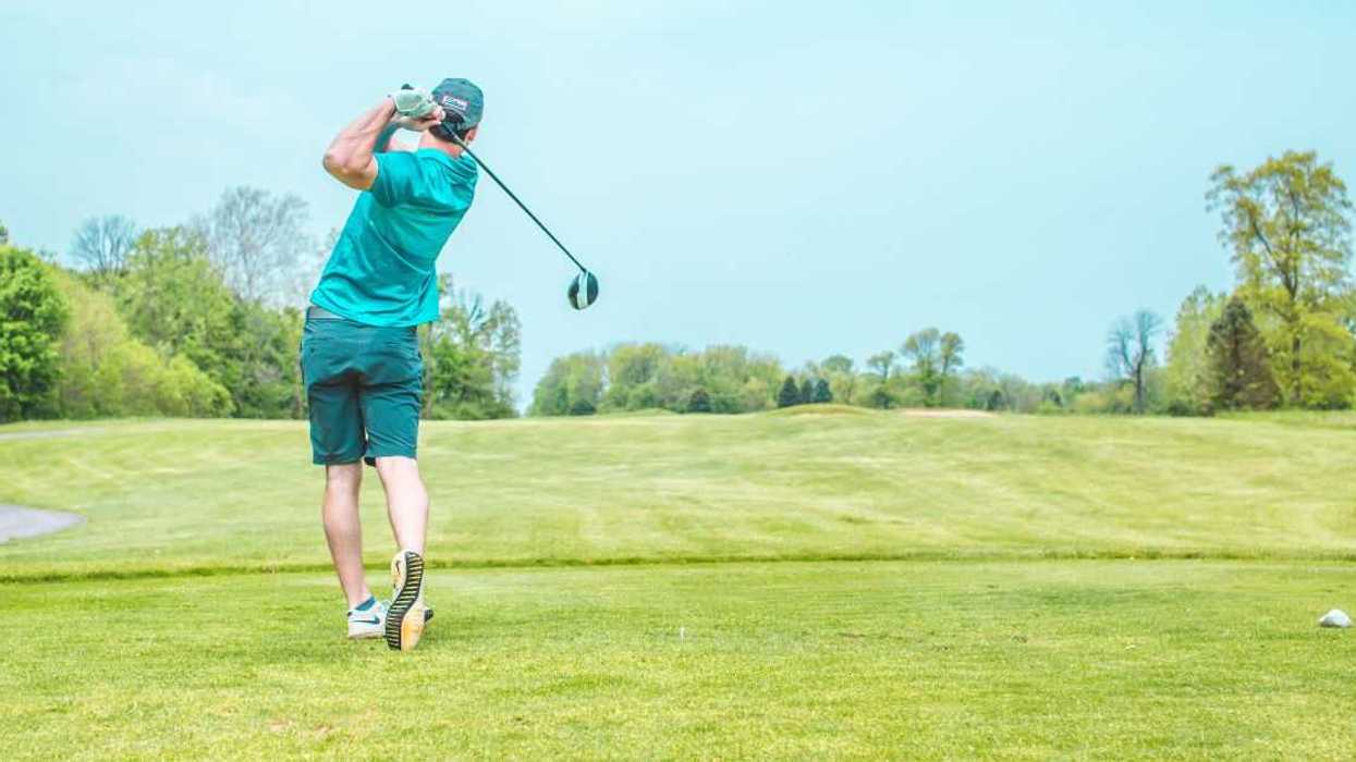 Guy Called Out For Refusing To Skip Golf Trip To Go To His Girlfriend's Sister's Second Wedding