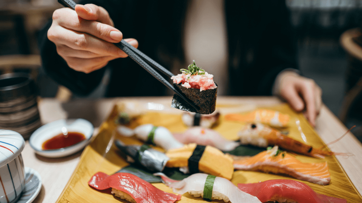 'Foodie' At A Loss After Boyfriend Demands To Bring Ketchup To Expensive Sushi Birthday Dinner