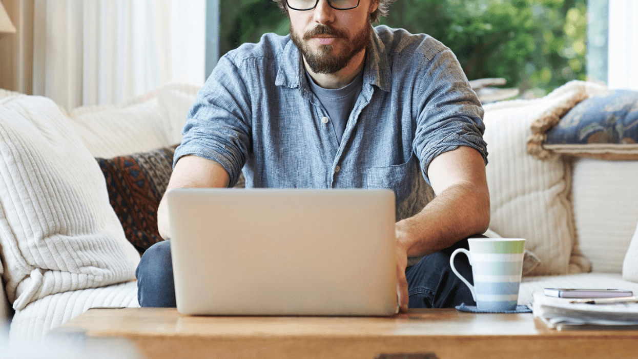 Redditor Concerned After 40-Year-Old Married Friend Starts Bragging About Teen Girl He Met Online