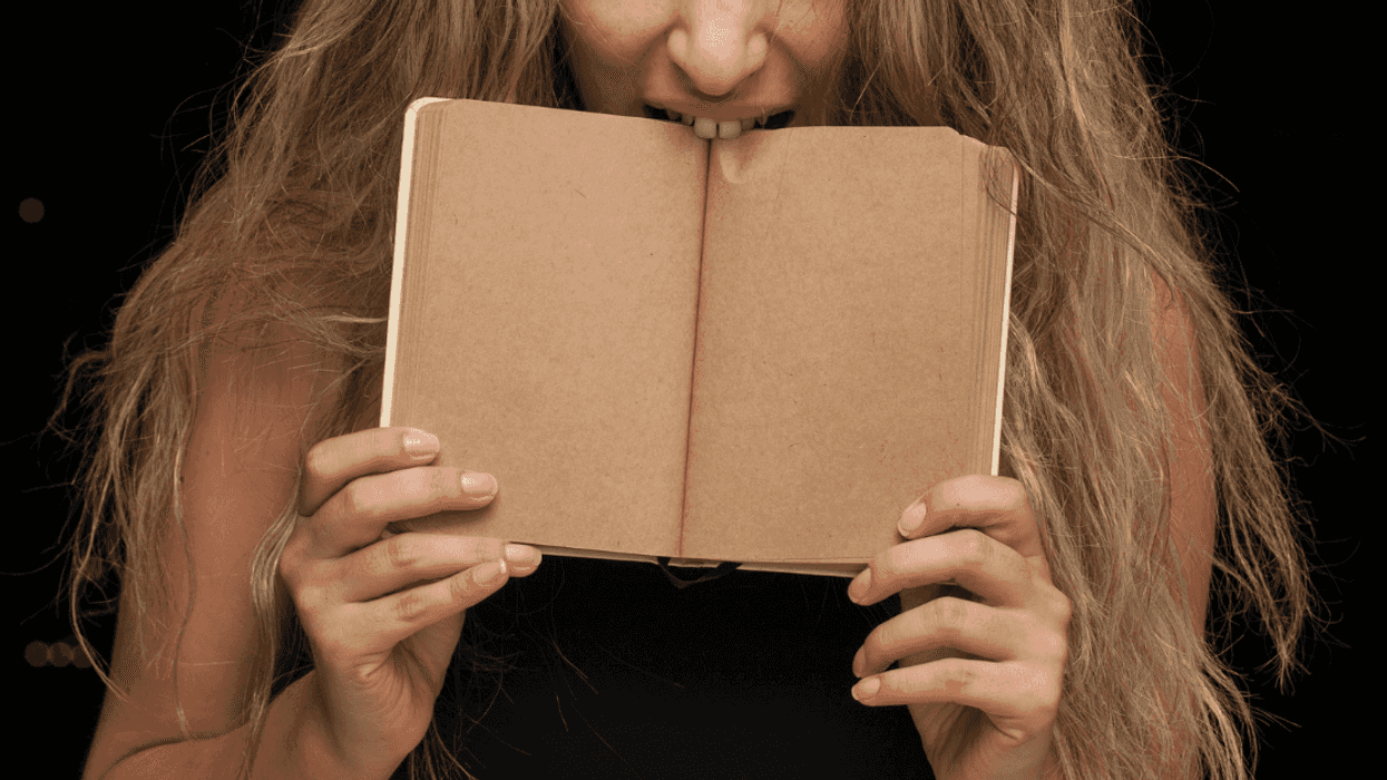 Bridesmaid Called Out For Refusing To Dress Up For Sister's 'Harry Potter'-Themed Wedding