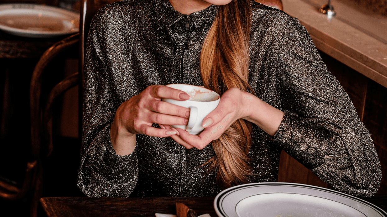 Redditor Called Out For Telling Friend Who Doesn't Eat Beef Her Chicken-Fried Steak Comes From A Cow