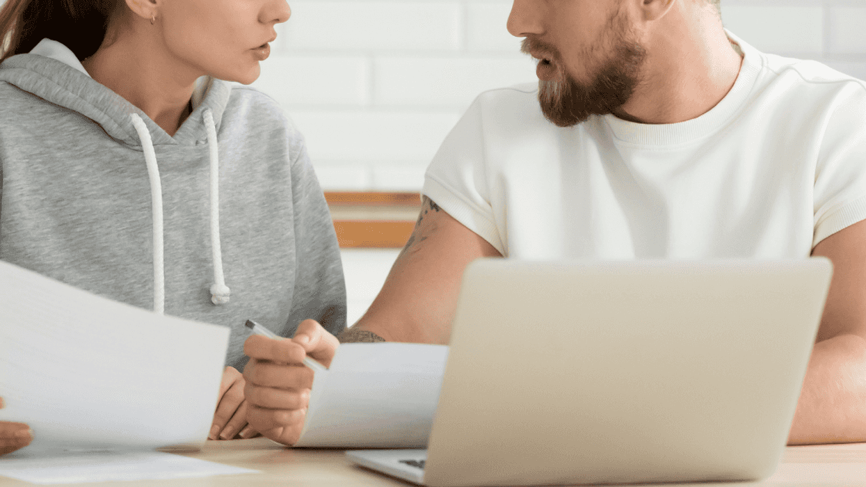 Woman Pissed After Boyfriend Tells Her To Return The Driving Classes She Got Him For Christmas