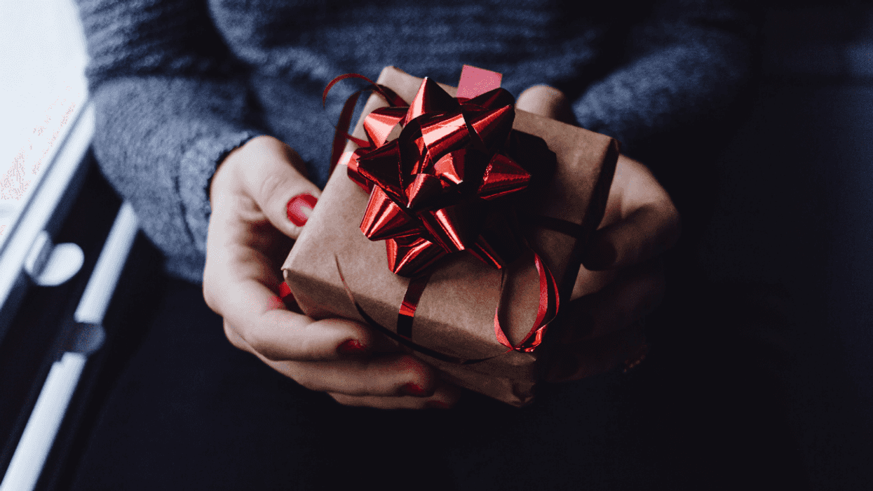 Mom Can't Help But Laugh After 'Uninvolved' Mother-In-Law Proves She Doesn't Know Baby's Gender