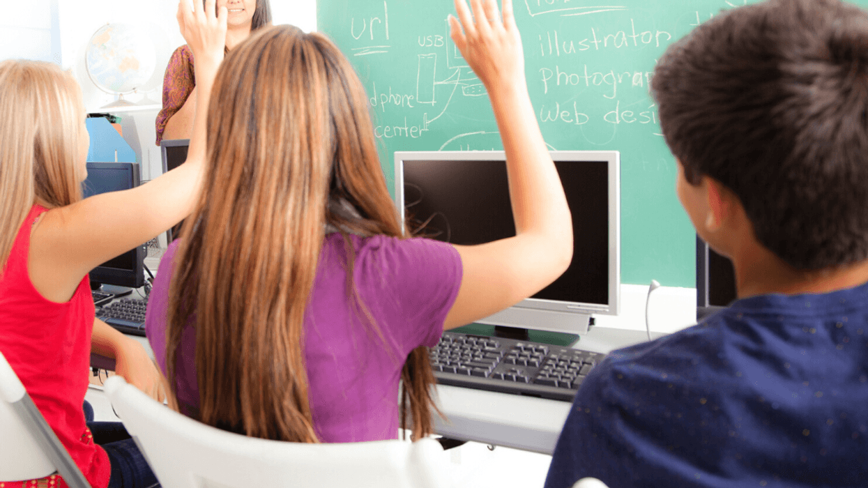 Teacher Asks If She’s Wrong For Deadnaming A Trans Student Who Constantly Changes Their Name