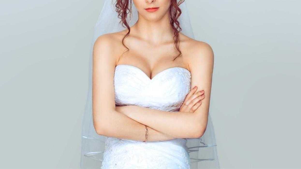 Bride Called Out For Refusing To Invite Her Transphobic Aunt And Uncle To Her Wedding