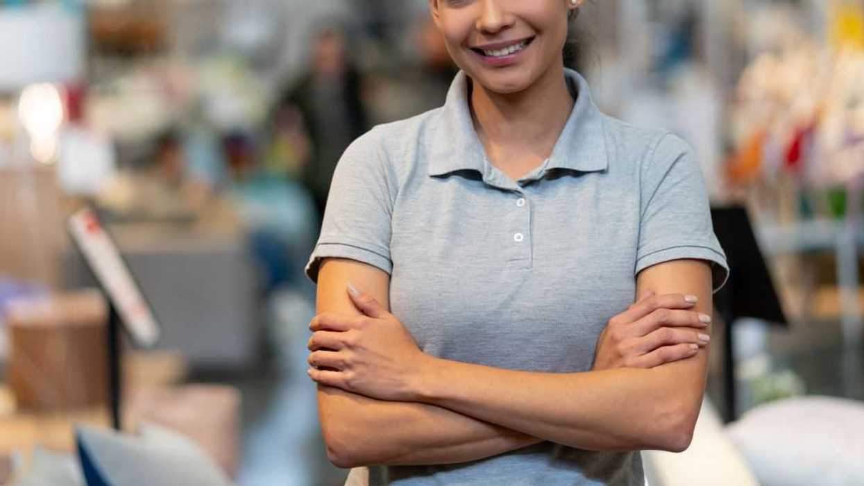 Manager Called Out For Refusing To Accommodate Plus-Size Employee's Request For Different Uniform