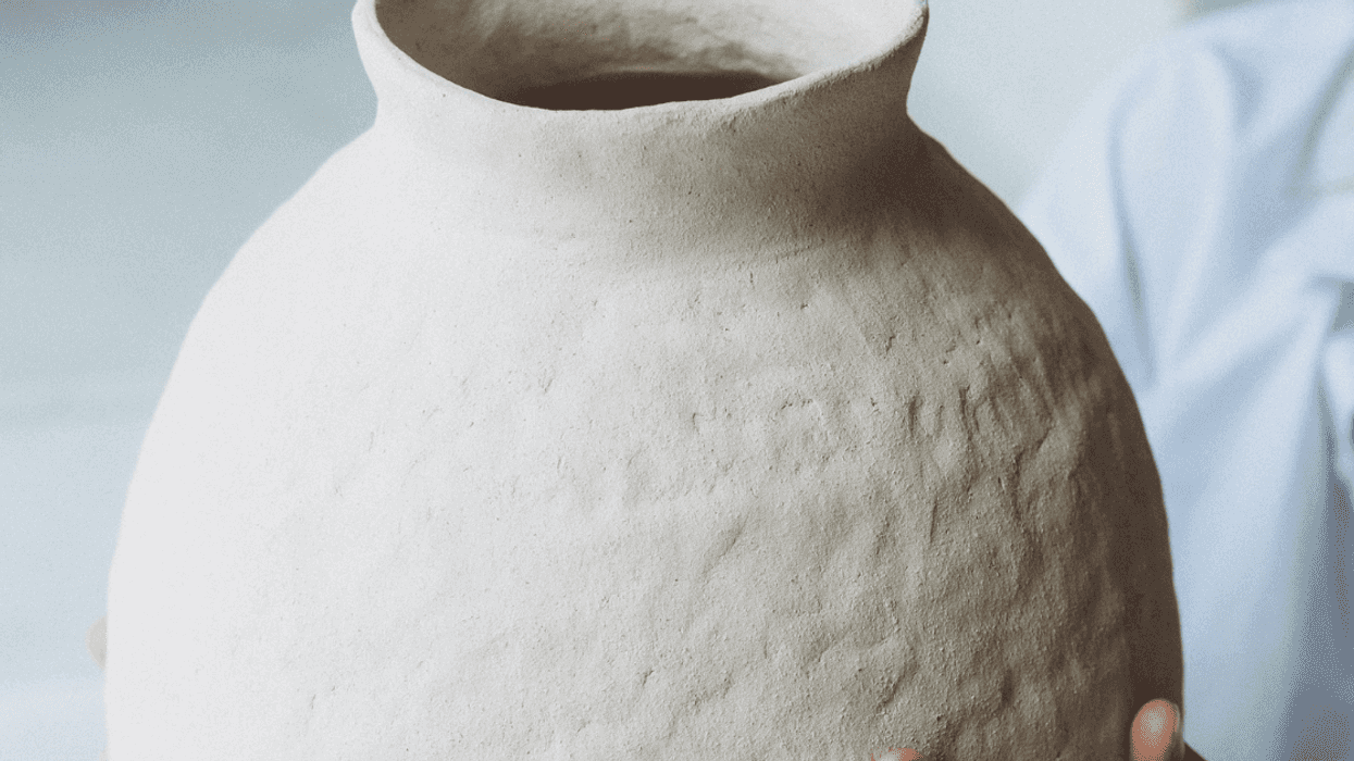 Guy Sparks Drama By Telling Brother's Girlfriend It's 'Weird' She Keeps Late Husband's Ashes In Her House