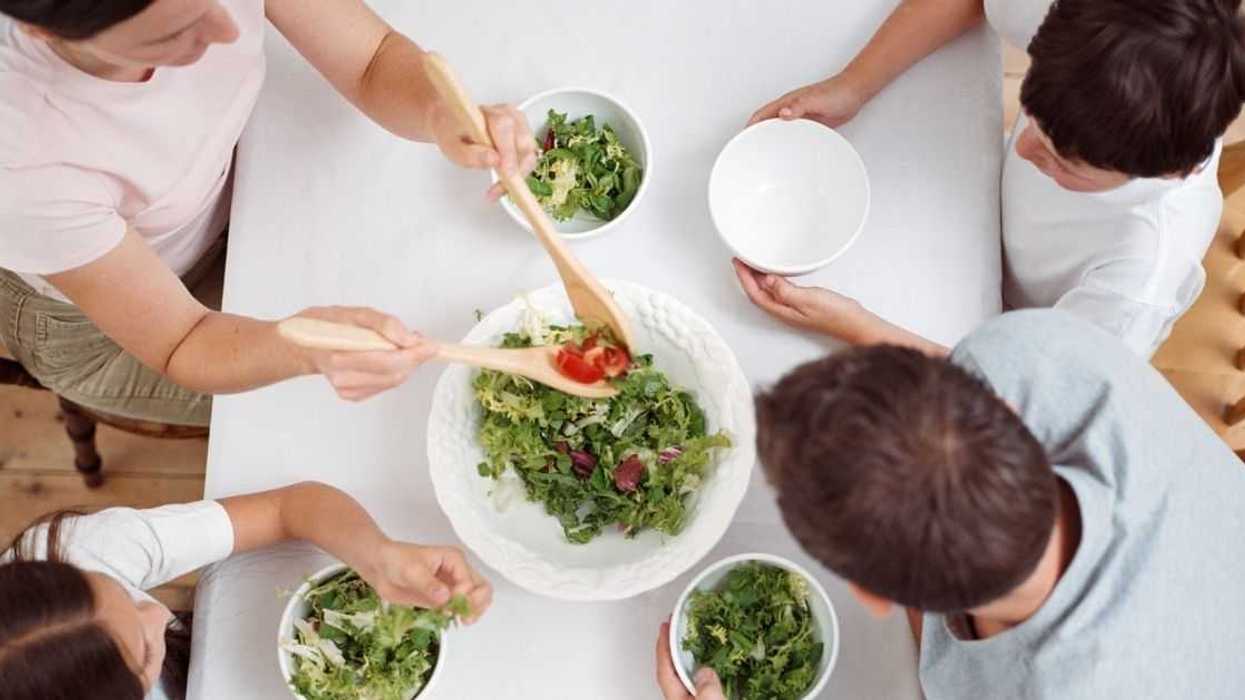 Teen Sparks Drama After Outing Her New Stepmom For Cheating With Her Dad Before Her Mom Died