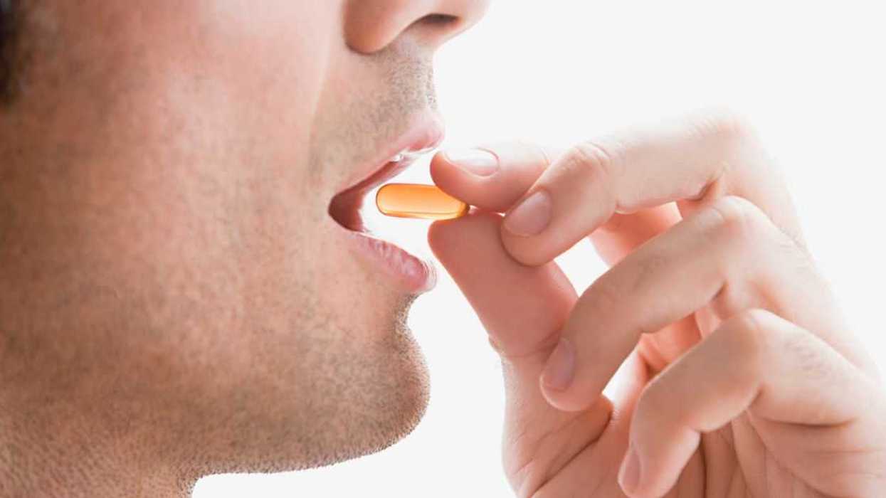 Guy Livid After Parents Steal His Post-Surgery Pain Meds Because They're Worried He'll Become Addicted