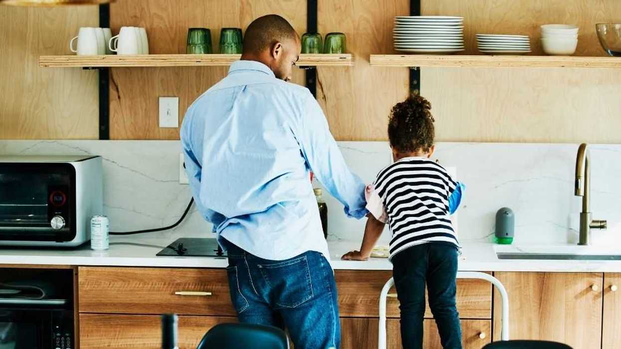 Widowed Dad Refuses To See His Sister After She Called Child Protective Services On Him