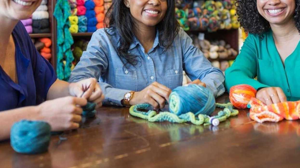 Woman Calls Out 'Mean Girl' Clique In Her Knitting Group For Violating Her Rules On Snobbish Behavior