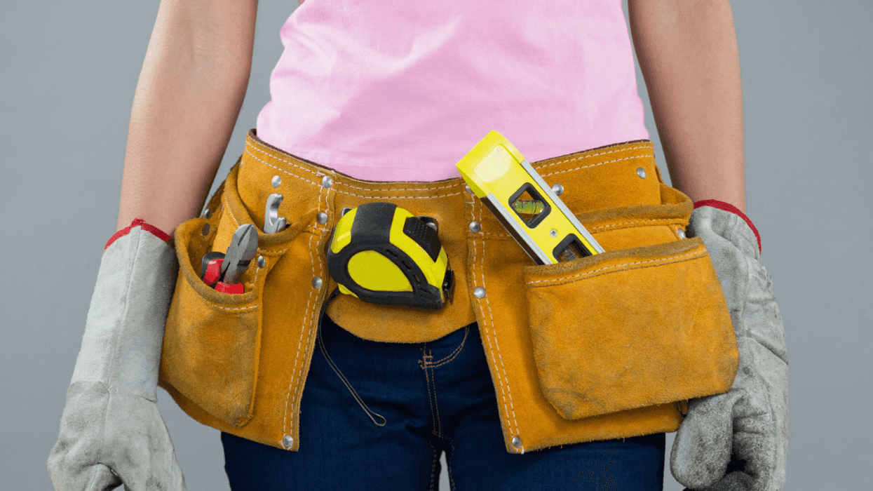 Woman Called Out By 'Undermining' Sexist Father By Redoing Home Repairs He Didn't Finish