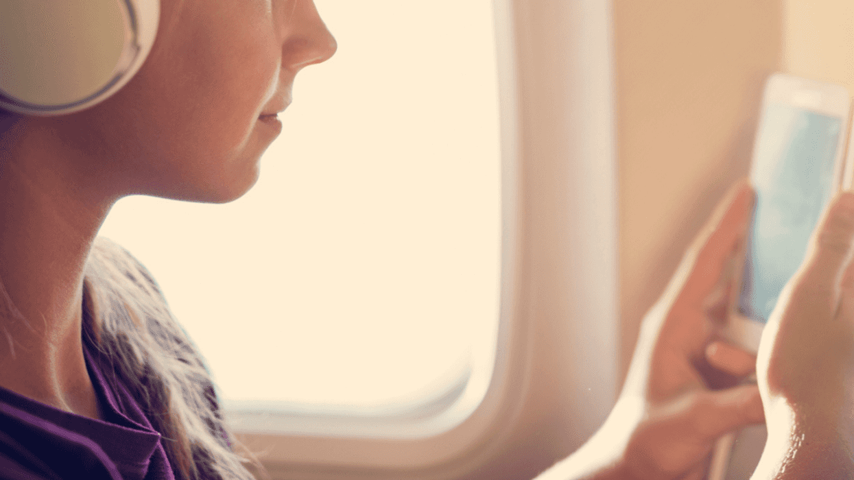 Teen Called A 'Little B*tch' For Refusing To Give Up Her Exit Row Seat To 'Larger-Bodied' Woman On Flight
