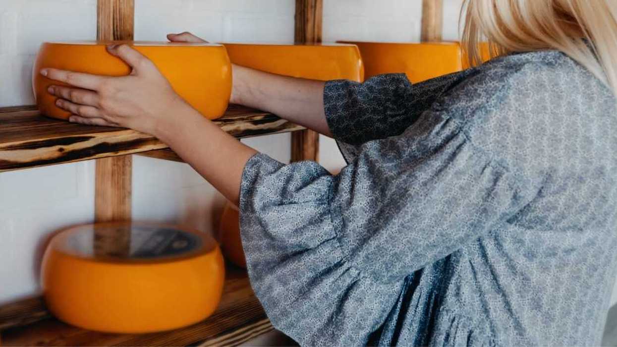 Dad Called Out By Wife For Strictly Limiting How Much Cheese Their Daughter Is Allowed To Eat