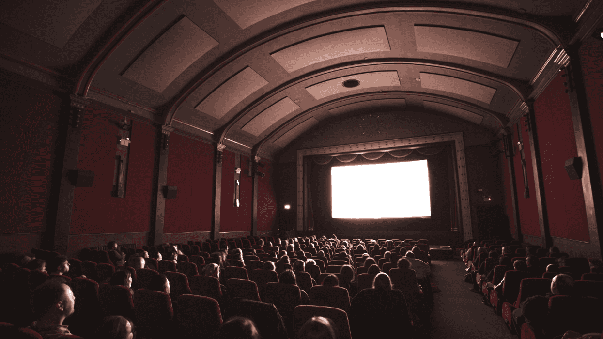 Woman Considers Crushing Her Girlfriend's 'Absurd' Dream Of Making A Film That Wins An Oscar