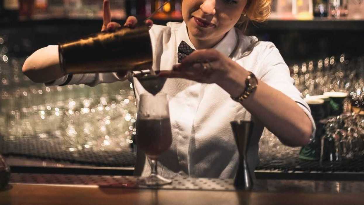 Former Bartender Furious After Friend Invites Her To Birthday Party Just So She Can Make Drinks