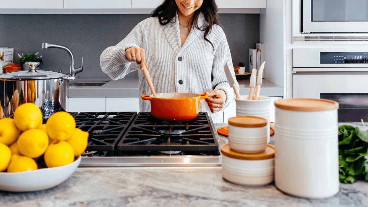Guy Throws A Fit After Vegetarian Girlfriend Makes Him An Eggplant Steak Instead Of A 'Real' One