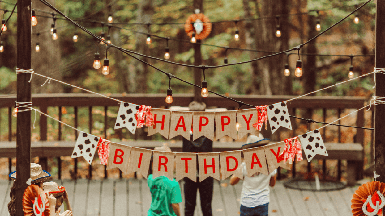 Dad Tells Teacher To 'F**k Off' After She Demands He Invite Entire Class To Son's Birthday Party