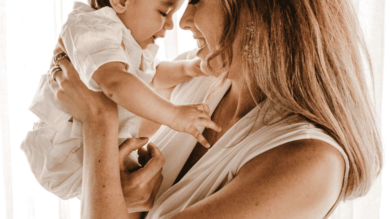 New Mom Berated For Crying After Husband Refuses To Kiss Her Because She Smells Like 'Baby Puke'