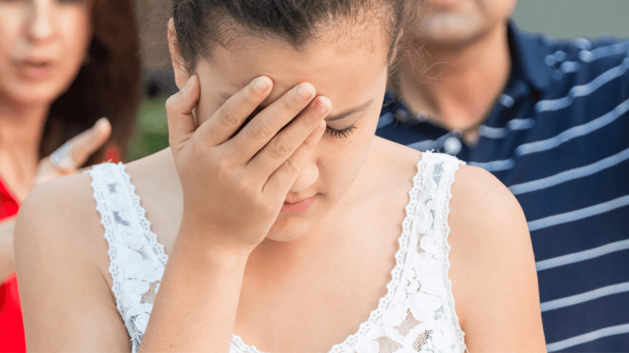 New Teen Mom Furious After Her Parents Refuse To Help Her Buy Formula For The Baby