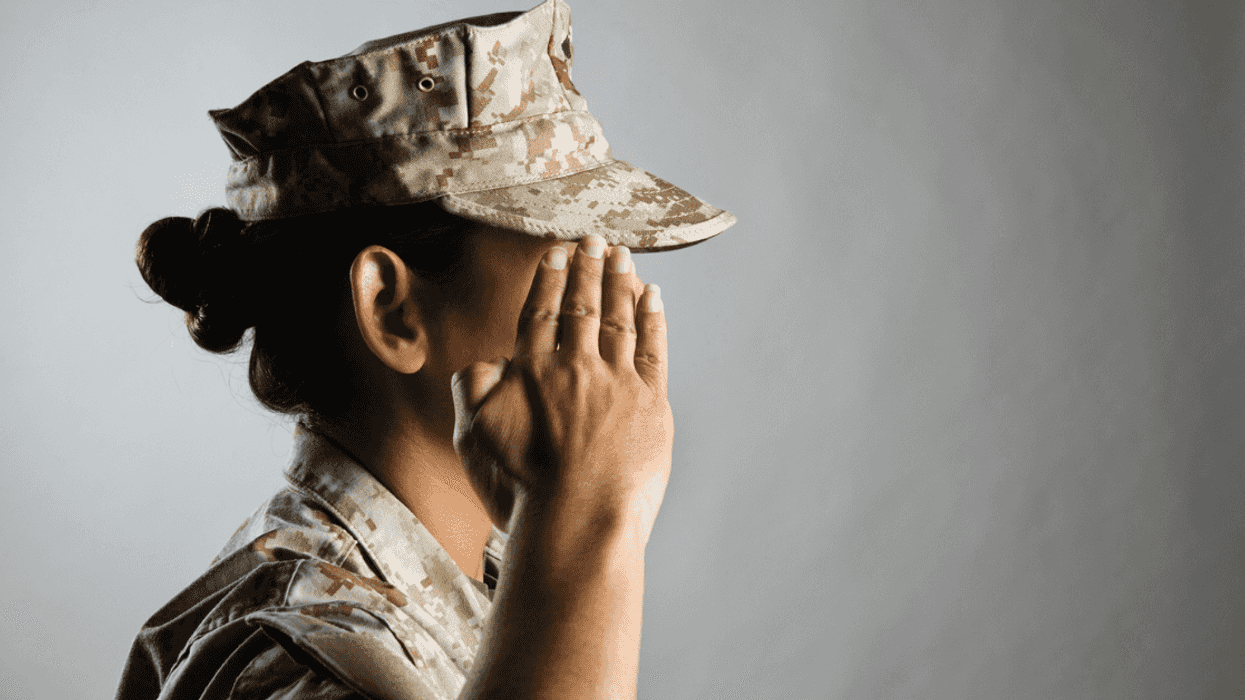 Redditor Steps In After Mom Plans 'Insane' Military Homecoming For Sister Who Hates Big Celebrations