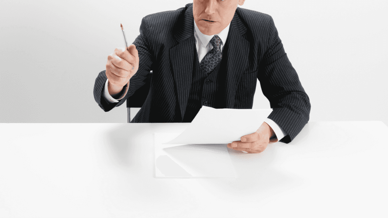 Student Sparks Drama By Correcting Relatives' Assumption That Their Dad Is Paying For Tuition