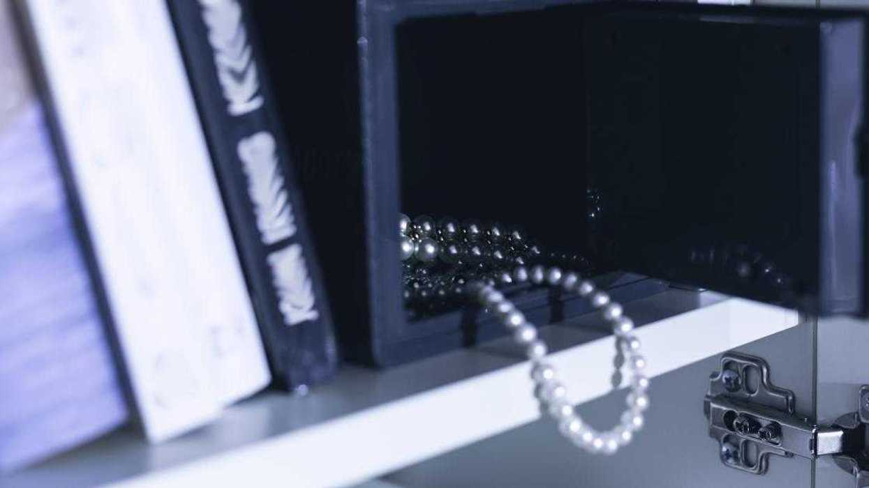 Guy Livid After Spouse Refuses To Get Dinner With Newly Sober In-Laws Who Stole From Them