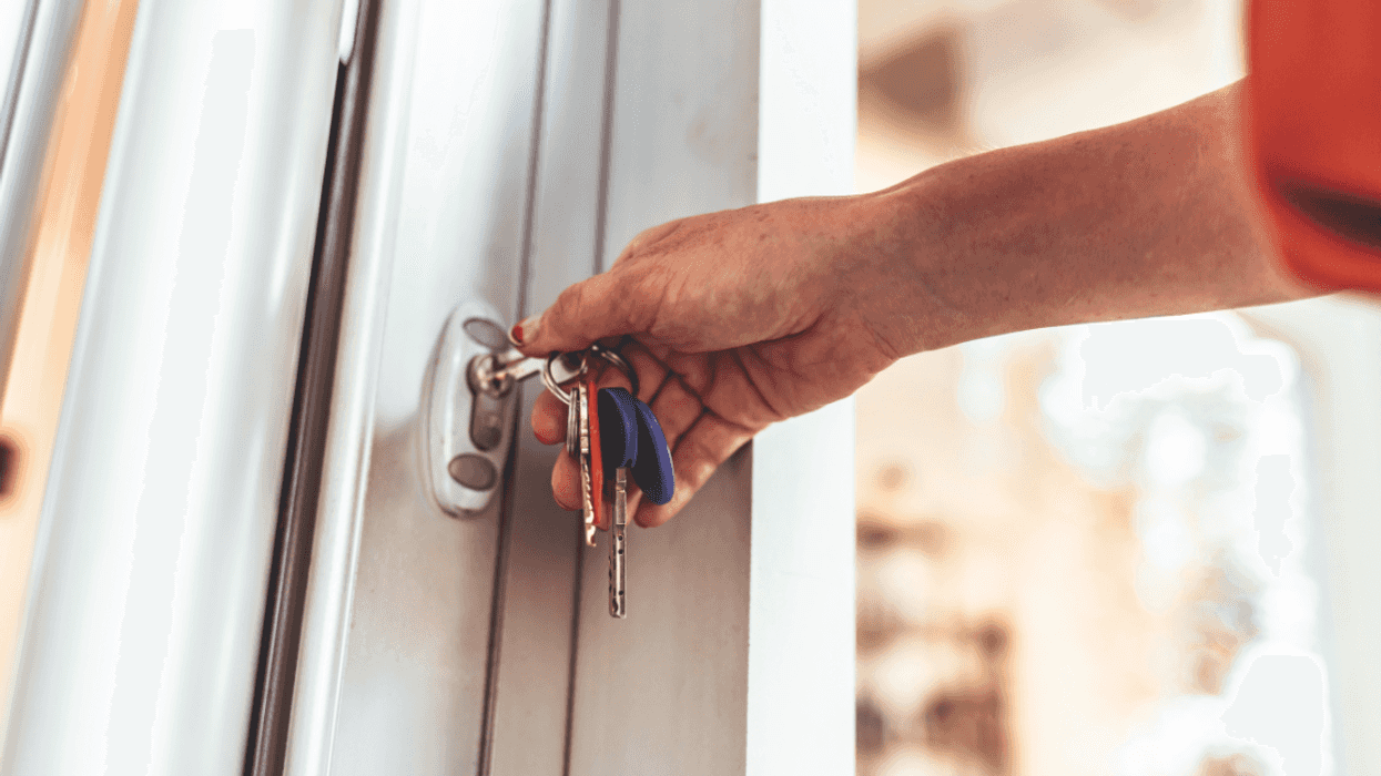 Guy At A Loss After Spouse Refuses To Lock Garage Door When Leaving For Their Morning Walks