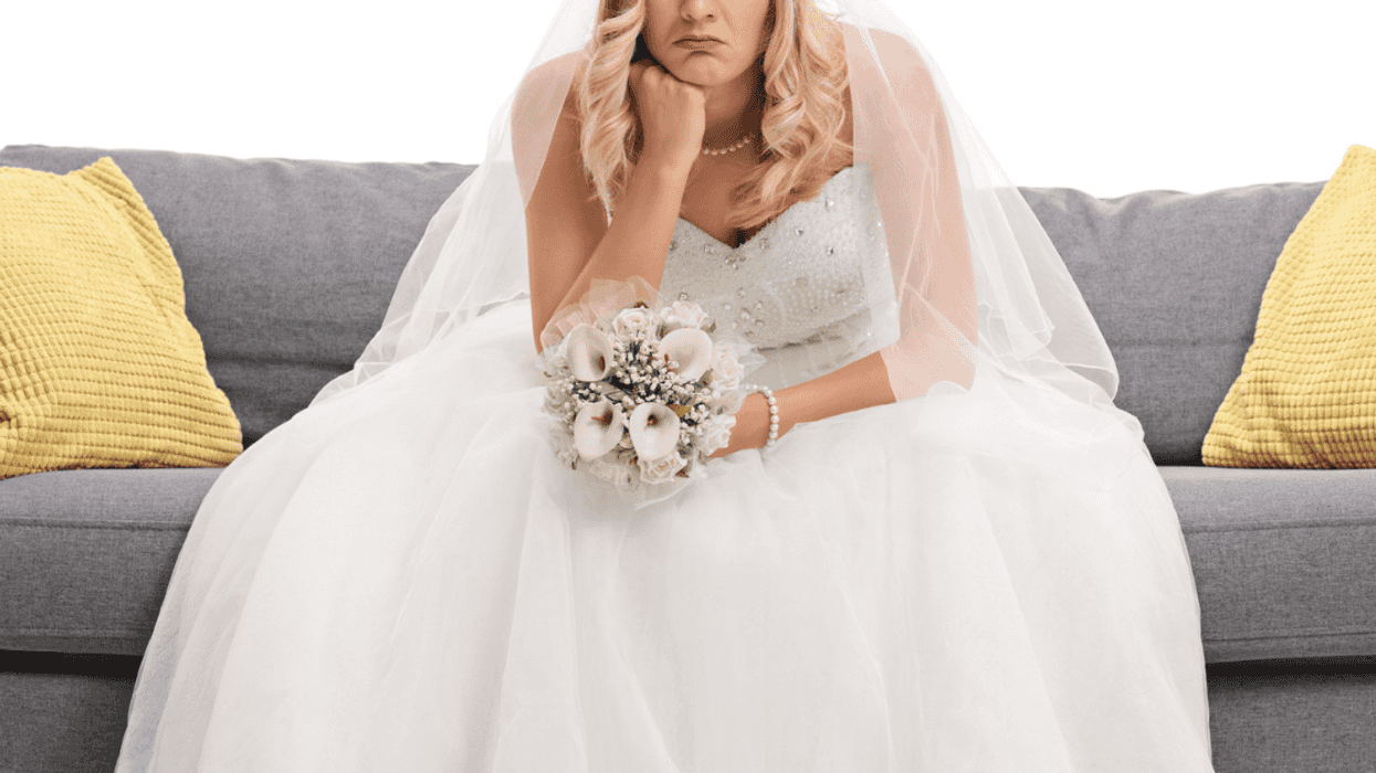 Bride Threatens To Disinvite Sister From Wedding After She Turns Down Offer To Be A Bridesmaid