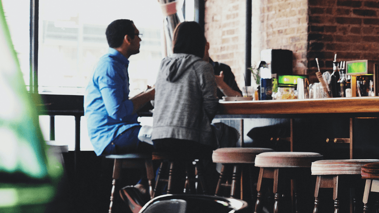 Guy Called Out For Leaving Date 'Stranded' At Restaurant After She Was Rude To Their Server