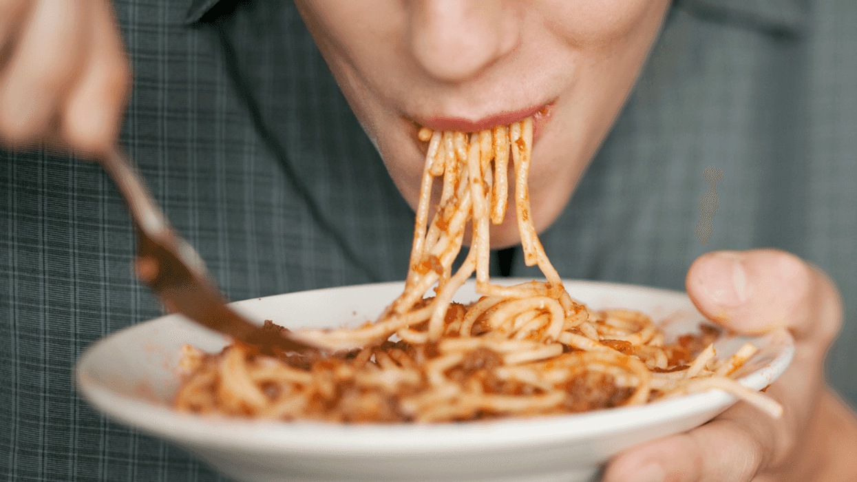 Dad Lashes Out At Spouse After Their Son Cooks Himself An Entire Box Of Pasta As A Snack
