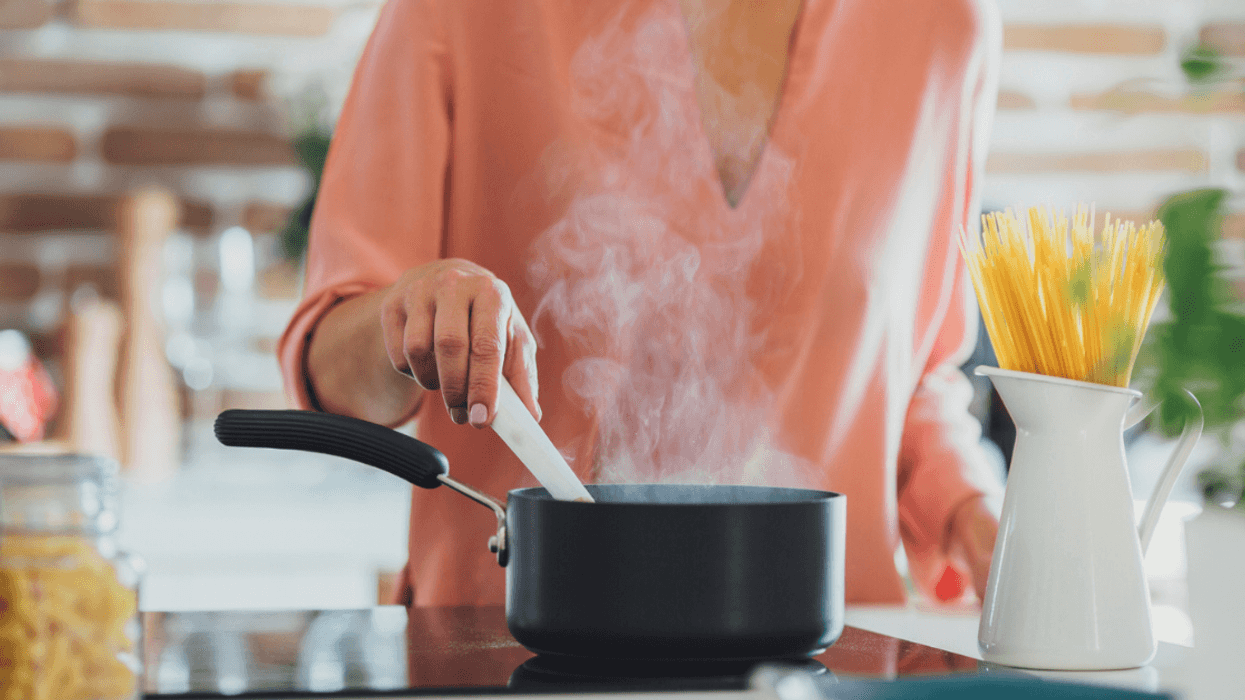 Woman Claps Back At 'Lazy' Brother-In-Law After He Says Her Cooking Tastes Like 'Prison Food'
