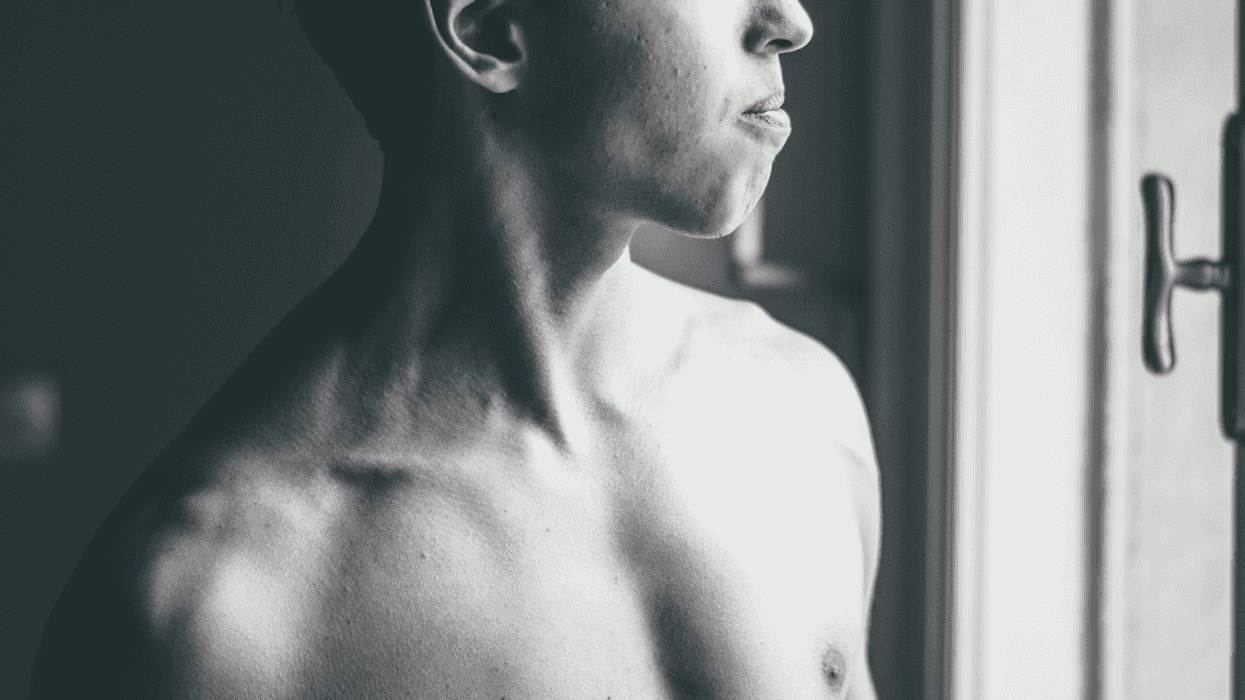 Nudist Upset After Sister Threatens To Kick Him Out Of Her House Unless He Starts Wearing Clothes