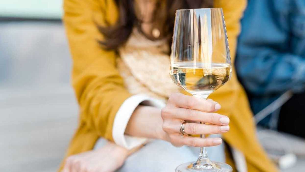 Kindergarten Teacher Called Out By Parent For Drinking And Swearing At Restaurant With Students Nearby