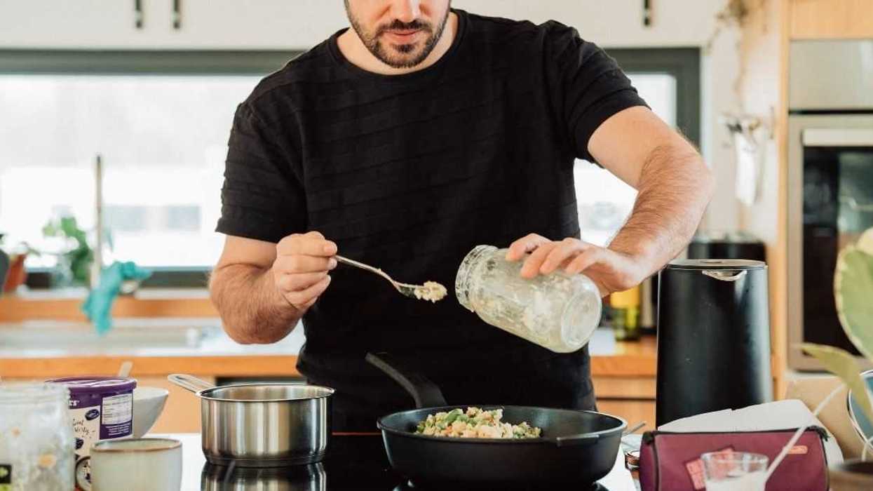 Guy Furious After Partner Calls Him Out For Cooking Things He Doesn't Eat Just To Post On Instagram