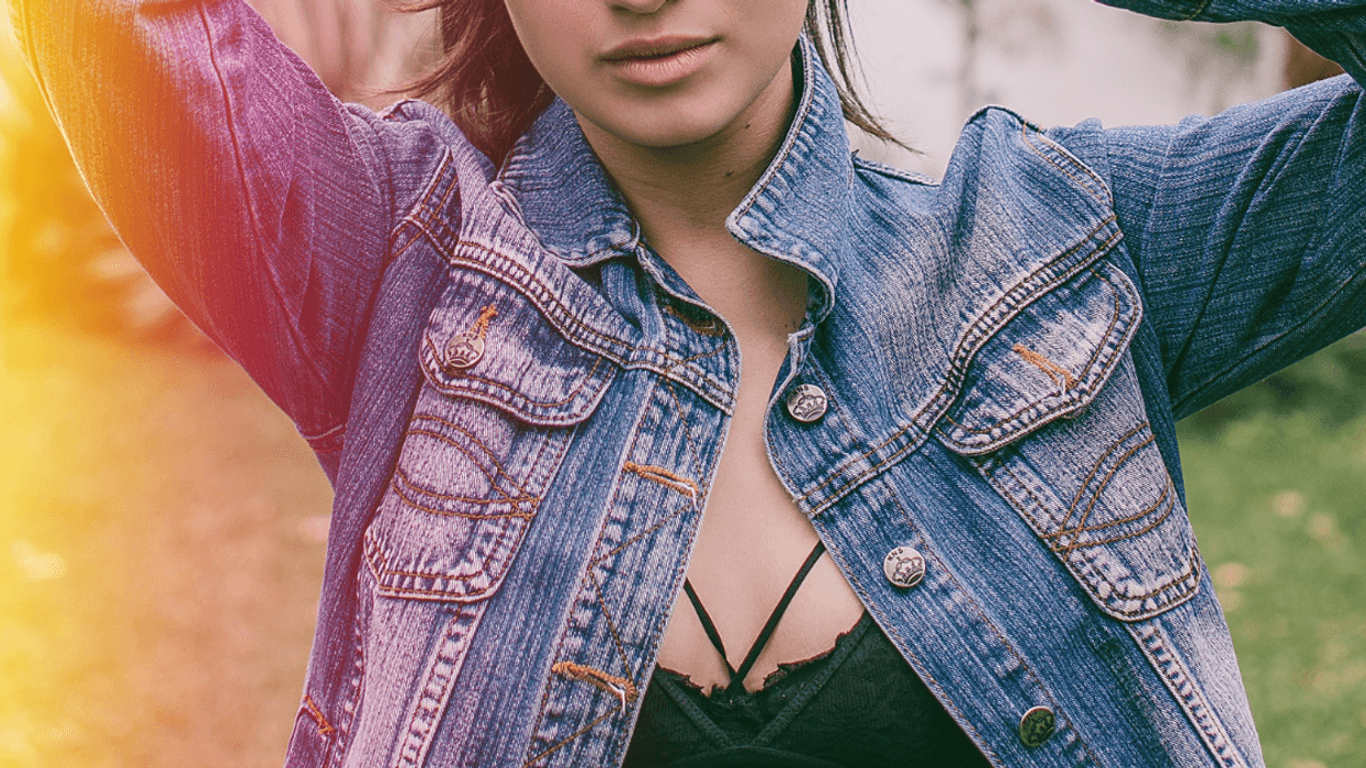 Mom Livid To Discover Sister Bought Daughter A 'Sexy' Bra From Victoria's Secret Behind Her Back