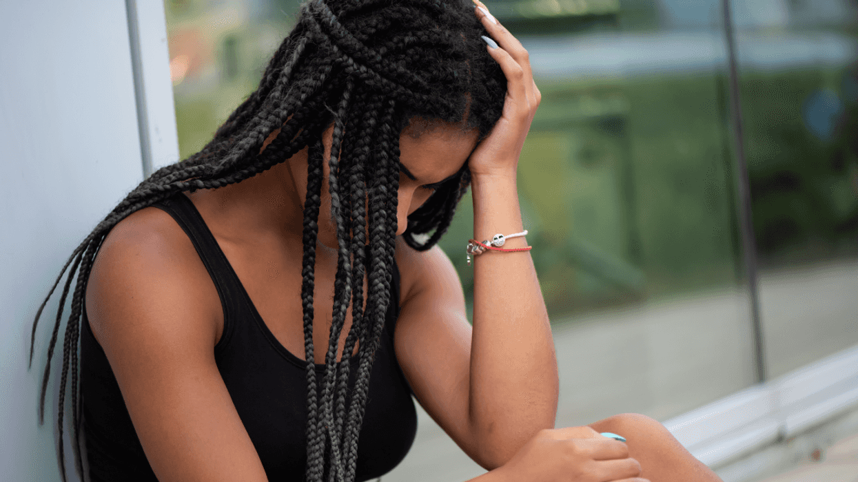 Vegetarian Loses It After Her Friend Throws A Piece Of Meat At Her And It Hits Her Mouth