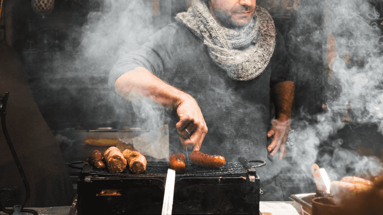 Vegan And Kosher Redditor Evicts Roommate For Letting Boyfriend Keep Cooking Meat In Their Kitchen