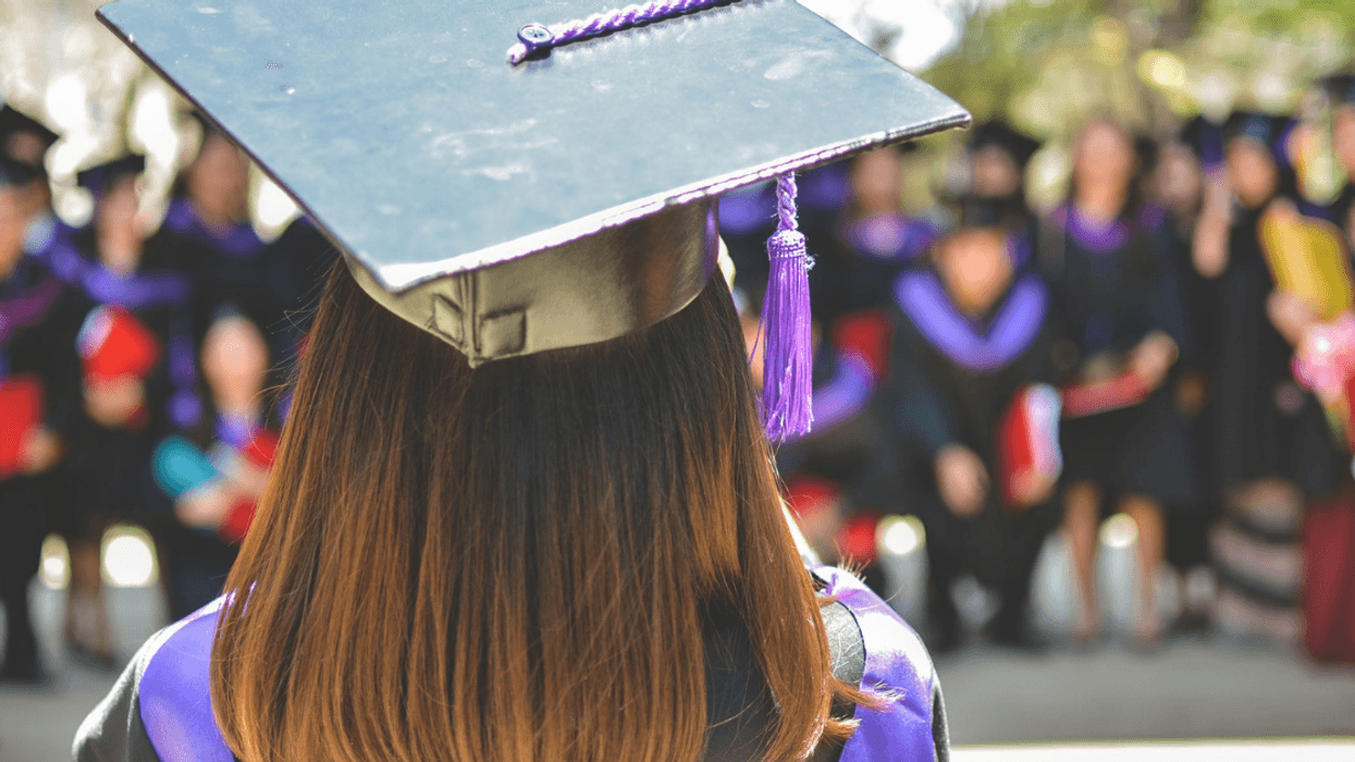 College Student Furious At Mom For Planning To Have Her Third Wedding On Graduation Weekend