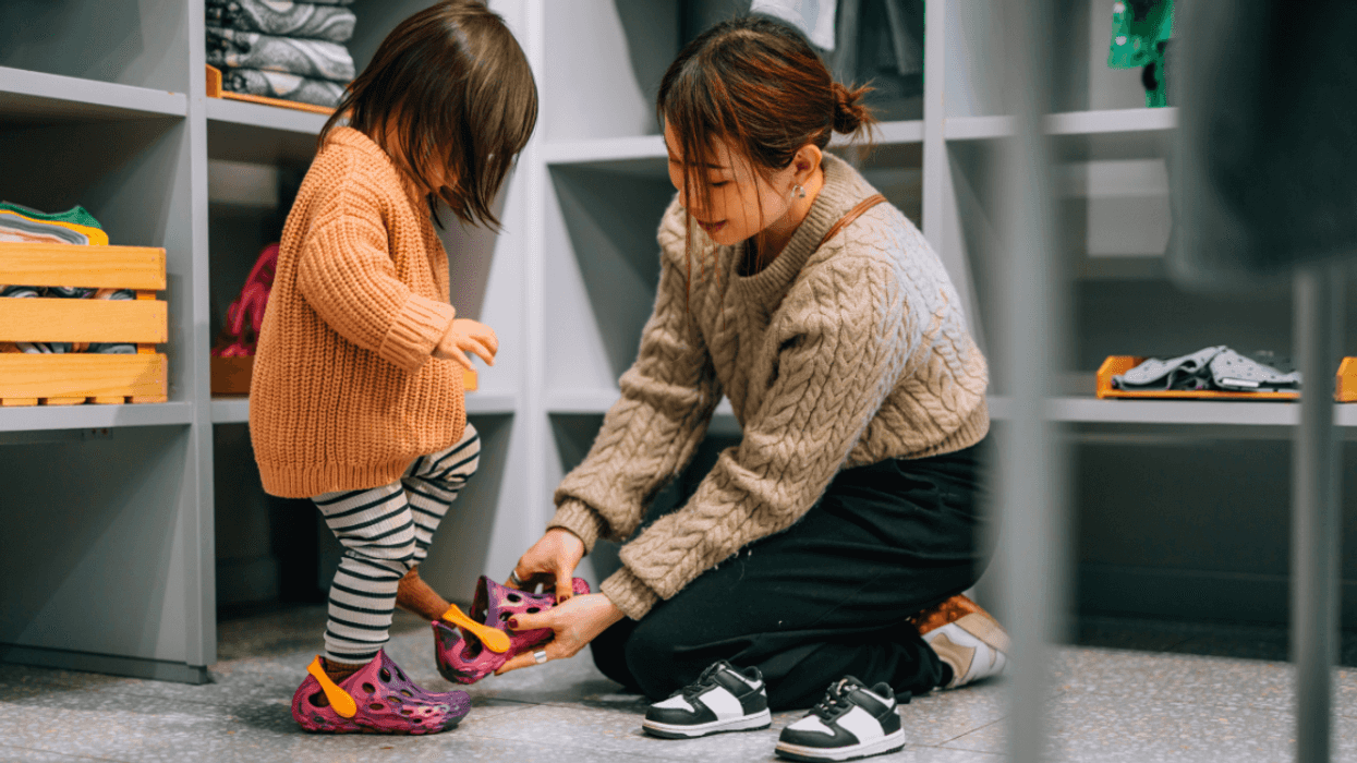 Mom at daycare with child
