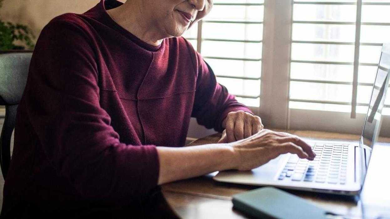 Pregnant Couple Called Out For Giving Grandma Fake Baby Name Because They Know She'll Post About It