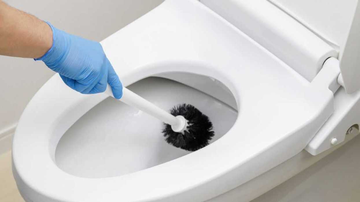 Mom Freaks Out After Catching Husband Bathing Toddler Using Their Toilet Brush Holder